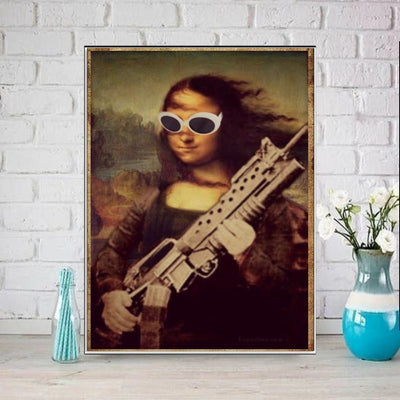 Mona Lisa with machine gun,mona lisa print , jpeg digital download